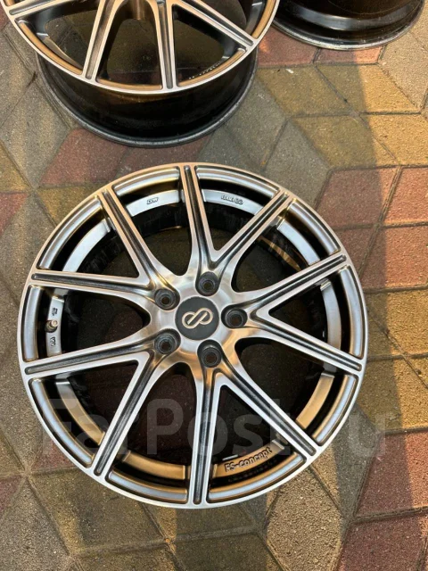 Enkei FS-01. 7.0x17", 5x114.3, ET48. ��� ����� �� ������������ ����