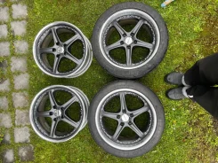 Jawa. 9.0/10.0x18", 5x114.3, ET44/49, �� 73���. ����
