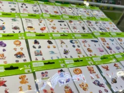 �������� �� ������������ �������� Hoco DIY Stickers. �� ���� ����