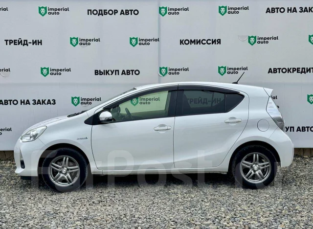 Toyota Aqua. �������, ��������, 1.5 (74��.�.), ������, 158 000����. �� ����
