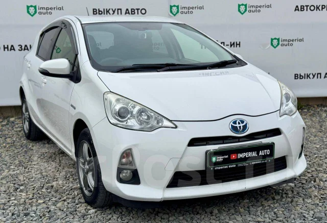 Toyota Aqua. �������, ��������, 1.5 (74��.�.), ������, 158 000����. �� ����