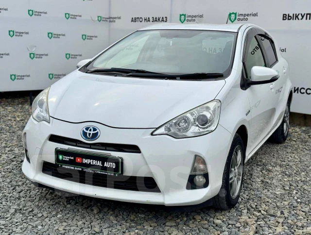 Toyota Aqua. �������, ��������, 1.5 (74��.�.), ������, 158 000����. �� ����