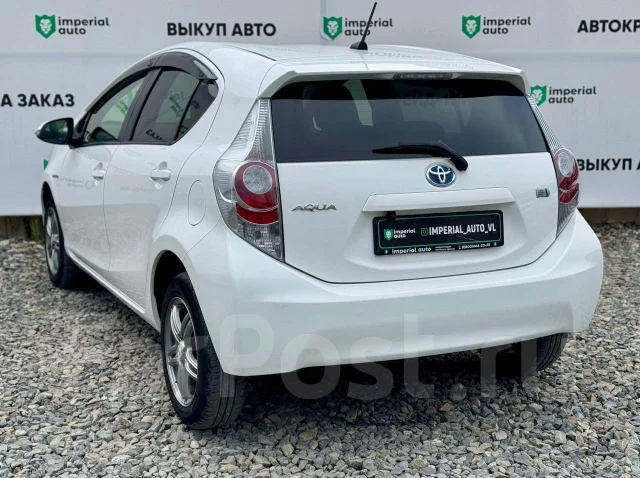 Toyota Aqua. �������, ��������, 1.5 (74��.�.), ������, 158 000����. �� ����