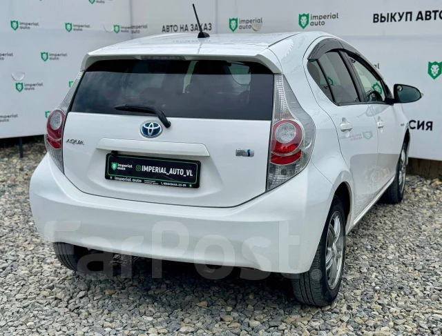 Toyota Aqua. �������, ��������, 1.5 (74��.�.), ������, 158 000����. �� ����