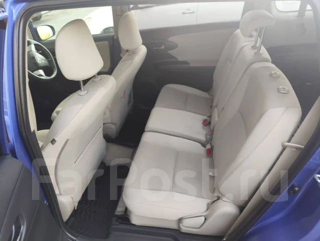 Toyota Wish. ��������, 4wd, 1.8 (130��.�.), ������, 60 000����. �� ����