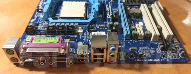 Socket AM3 ����