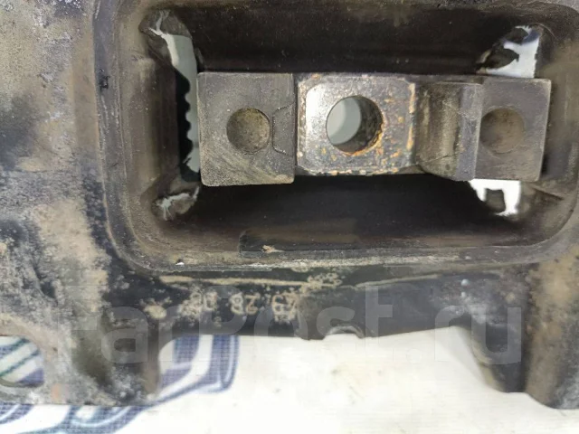 ����� ��� Ford Focus II ���������� (2007�2011) 3M517M121 3M517M121 ����