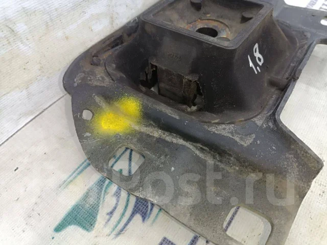 ����� ��� Ford Focus II ���������� (2007�2011) 3M517M121 3M517M121 ����