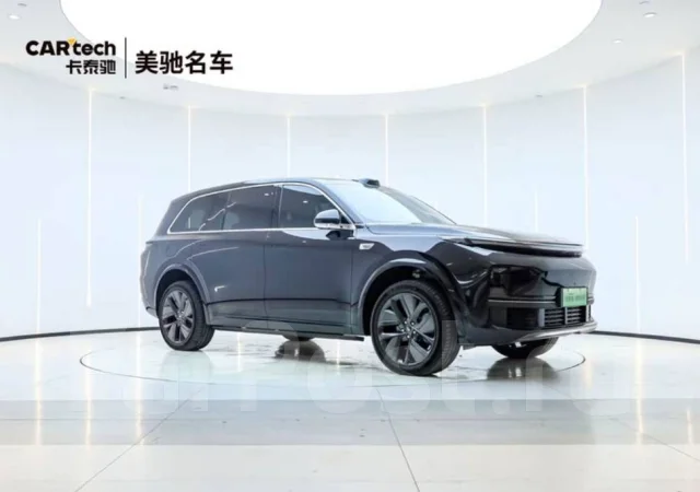 Li L9. �������, 4wd, 1.5 (154��.�.), ������, 1 340����. ��, �/�. ��� ����� �� ������������ ����