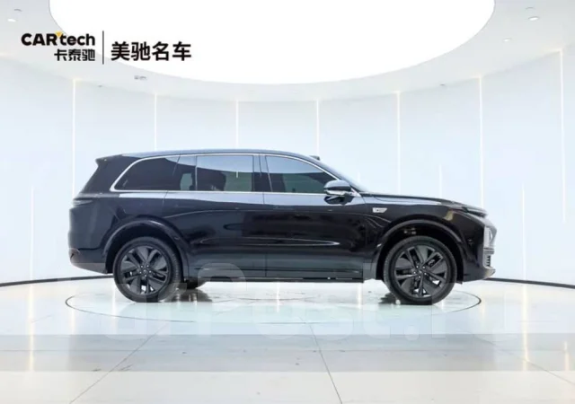 Li L9. �������, 4wd, 1.5 (154��.�.), ������, 1 340����. ��, �/�. ��� ����� �� ������������ ����