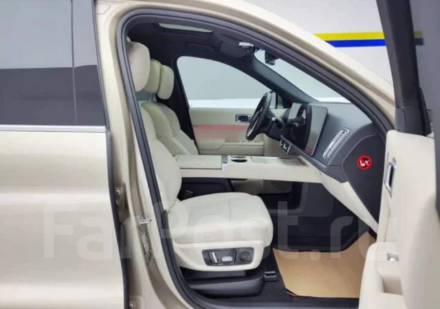 Li L9. �������, 4wd, 1.5 (154��.�.), ������, 1 980����. ��, �/�. ��� ����� �� ������������ ����