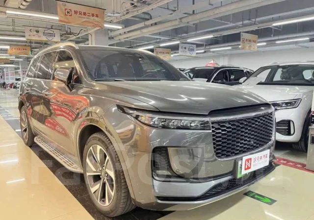 Li One. �������, 4wd, 1.2 (131��.�.), ������, 6 600����. ��, �/�. ��� ����� �� ������������ ����