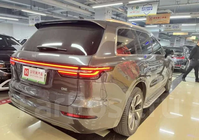 Li One. �������, 4wd, 1.2 (131��.�.), ������, 6 600����. ��, �/�. ��� ����� �� ������������ ����