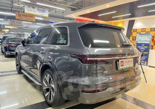 Li One. �������, 4wd, 1.2 (131��.�.), ������, 6 600����. ��, �/�. ��� ����� �� ������������ ����