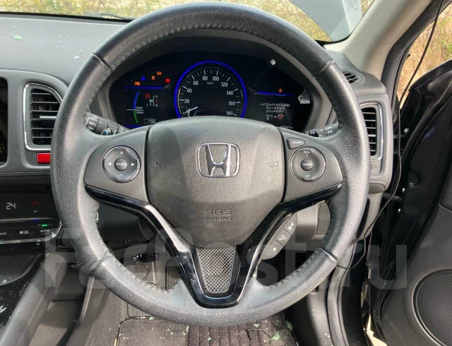 Honda Vezel. RU3 ����