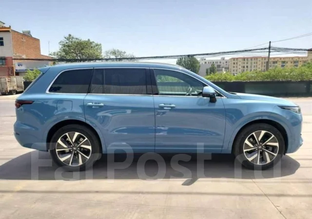 Li One. �������, 4wd, 1.2 (131��.�.), ������, 5 970����. ��, �/�. ��� ����� �� ������������ ����
