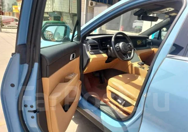 Li One. �������, 4wd, 1.2 (131��.�.), ������, 5 970����. ��, �/�. ��� ����� �� ������������ ����