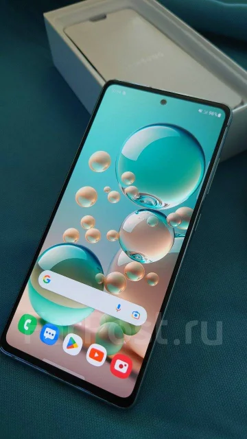 Samsung Galaxy S20 FE. �/�, 128 ��, �������, 3G, 4G LTE, 5G, NFC. ��� ����� �� �����-���������� ����