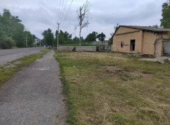 ������ ������� � ������. 220��&sup2;, ����� �������������� 46/5, �-� ���������� ����