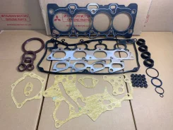 ����������� ��������� 4G63 MD972933 16 �� Mitsubishi Lancer Delica �� MD972933 ����