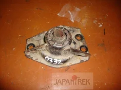 ������� ��������� Toyota Regius 0332, �������� 0332 ����