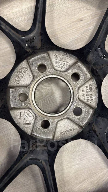 SSR Type-R. 8.0x19", 5x100, ET-50 ����