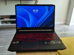 Acer Nitro 5. 15.6", 3����, ��� 32 ��, ���� 500���, WiFi: 1, Bluetooth: 1, ����������� �� 8��. ����