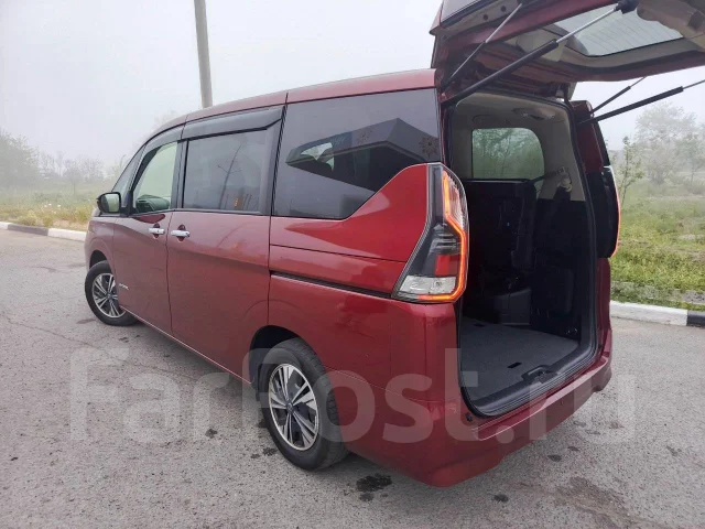 Nissan Serena. �������, ��������, 1.2, ������, 149 000����. ��, �/� ����