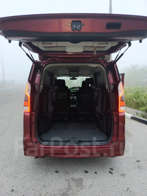 Nissan Serena. �������, ��������, 1.2, ������, 149 000����. ��, �/� ����