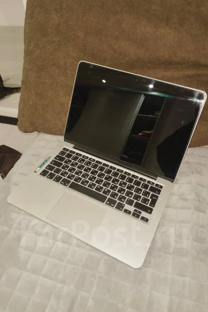 Apple MacBook Pro 13 2015 Early. 13", 2,7����, ��� 4 ��, ���� 128���, WiFi: 1, Bluetooth: 1, ����������� �� 5��. ����