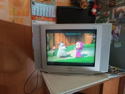 Rolsen. CRT (���) ����