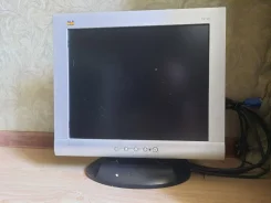 ViewSonic. 17", ���������� �� (LCD, LED, QLED) ����