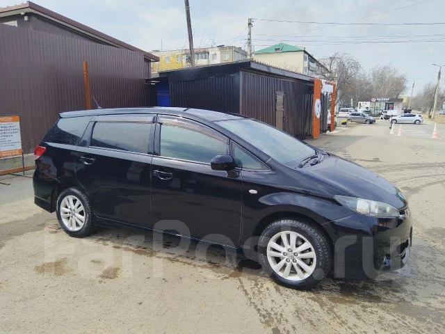 Toyota Wish. ��������, ��������, 1.8 (105��.�.), ������, 68 200����. �� ����