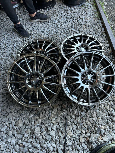 Work Sporbo. 7.0x17", 5x100, ET45 ����