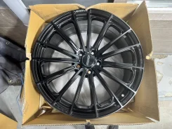 RAYS Versus Vouge SE. 8.5x20", 5x114.3, ET38 ����