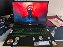 HP Pavilion Gaming 17. 17.3", 2,6����, ��� 16 ��, ���� 1 256���, WiFi: 1, Bluetooth: 1, ����������� �� 7��. ����