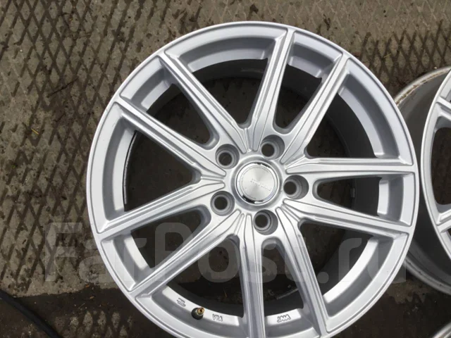 Bridgestone. 7.0x17", 5x114.3, ET45, �� 60,1���. ����