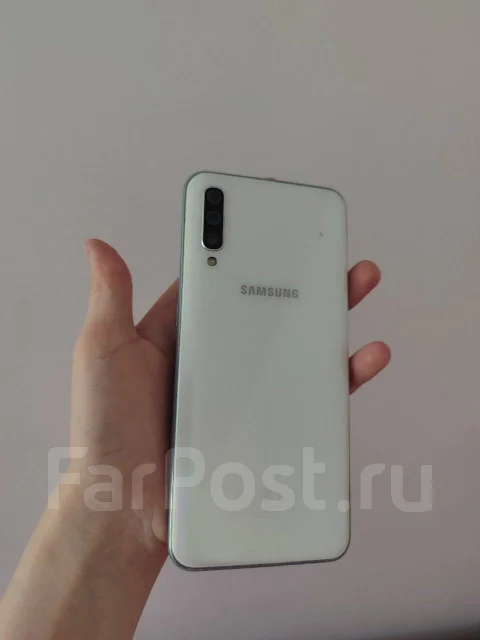 Samsung Galaxy A50. �/�, 64 ��, �����, 4G LTE, Dual-SIM ����