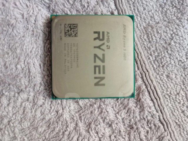 AMD Ryzen 5 1600 ����