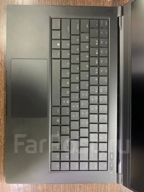 Intel NUC M15. 15.6", 4,6����, ��� 16 ��, ���� 500���, WiFi: 1, Bluetooth: 1 ����