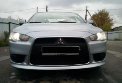 Mitsubishi Lancer ����