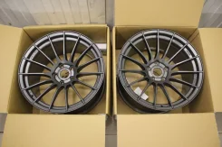 Enkei Racing Revolution RS05RR. 10.0x18", 5x114.3, ET22, �� 75���. ����