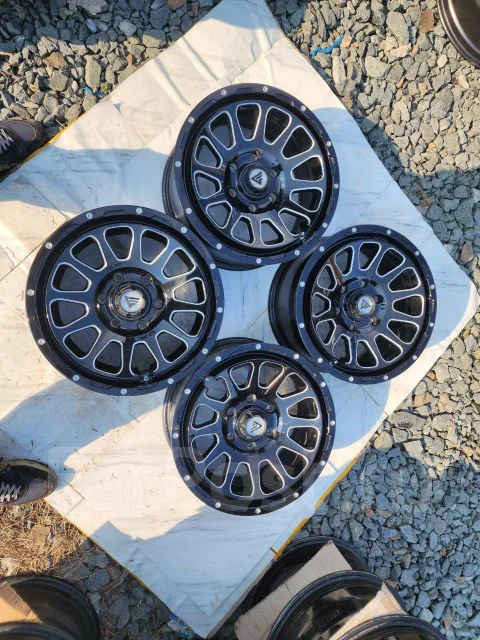 Delta Force. 8.0x17", 6x139.7, ET20, �� 110���. ����