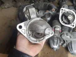 ������� Subaru Forester EJ15 23300AA470 ����