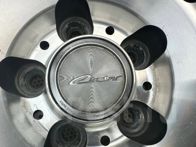 AME Circlar. 7.0x17", 5x100, ET50 ����
