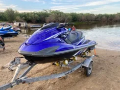 Yamaha FZR. 2013 ��� ����