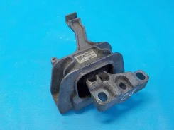 ����� ��������� (�������) ������ Volkswagen Golf 7 MK7 2012-2020 5Q0199262BE ����