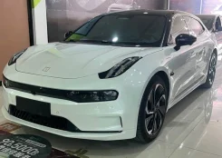 Zeekr 001, 2023. �������, 4wd, �������������, 10 025����. ��, �/�. ��� ����� �� ������������ ����
