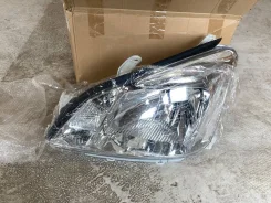 ���� Toyota Premio 811102B870 AZT240 1AZ-FSE 811102B870 ����