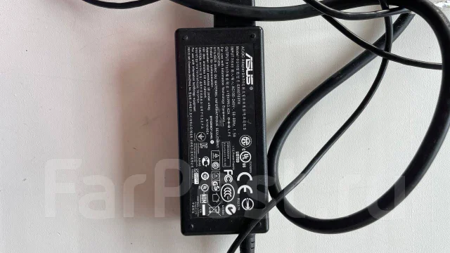 Asus X54C. 15", 1,6����, ��� 2048 ��, ���� 320���, WiFi: 1, ����������� �� 1��. ����